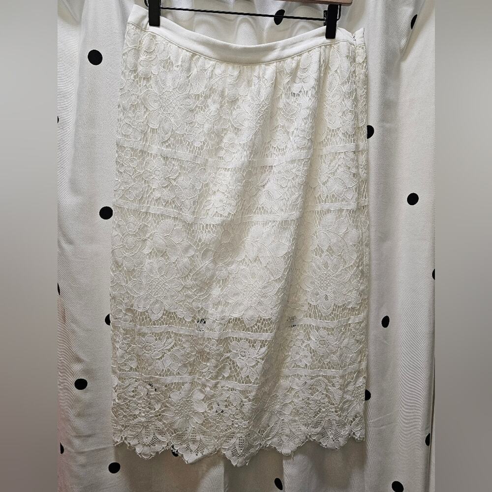 NWT WAYF white scalloped lace lined midi skirt size large